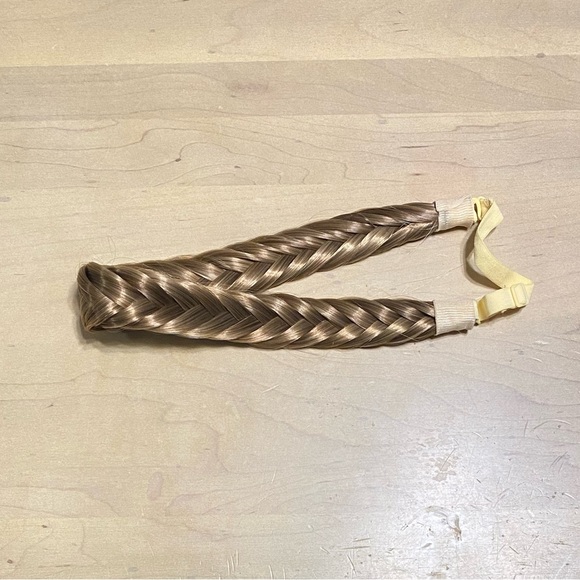 Madison Braid - Lulu Two Strand - Braided Headband - Dirty Blonde - Picture 5 of 5